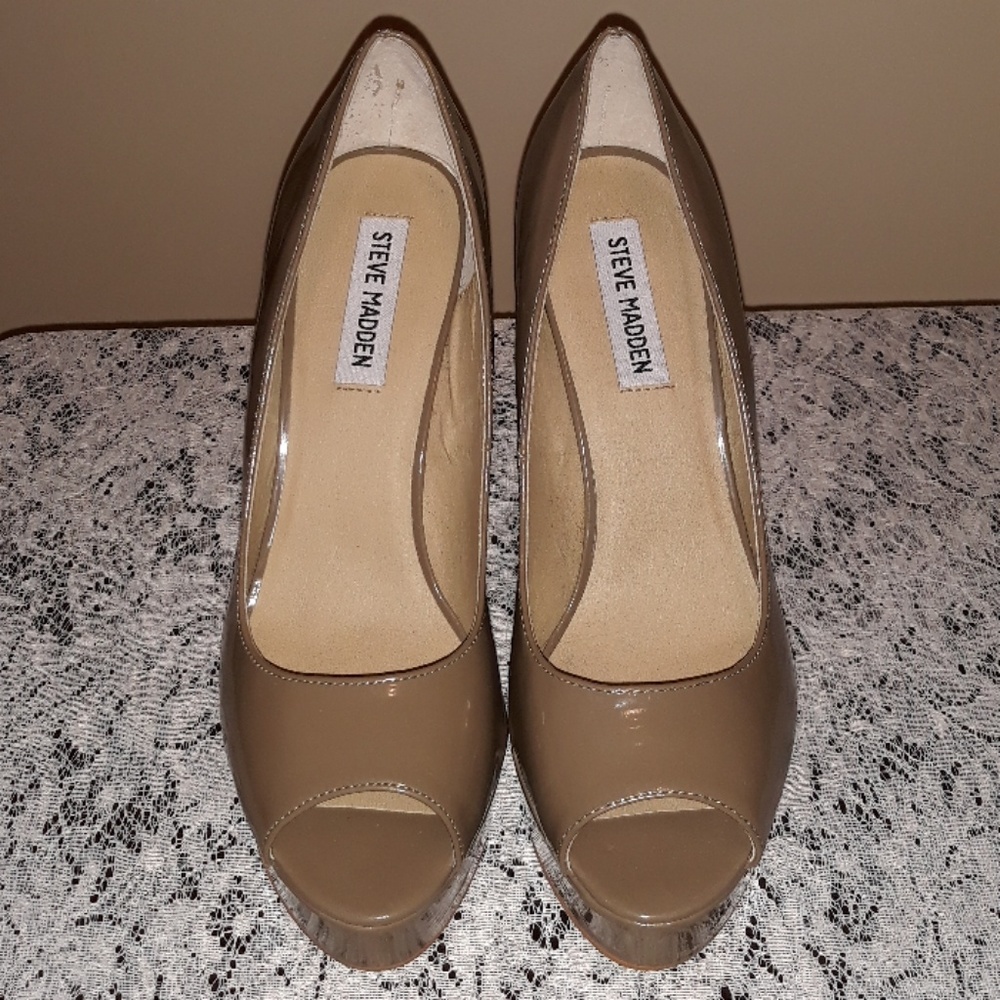 Steve Madden Platforms Taupe Size 9.5